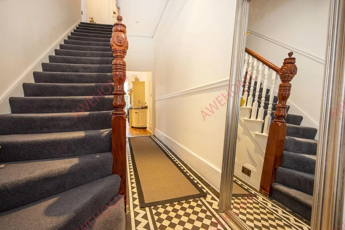 倫敦租房Richmond Hill 5B