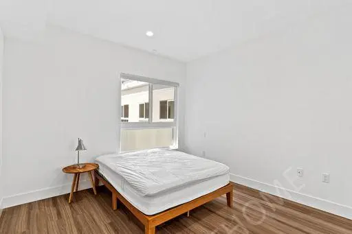 洛杉磯租房5639 Lexington Ave., Los Angeles, CA 90038