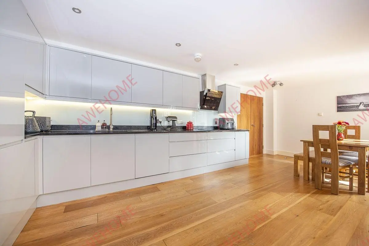 倫敦租房The Downs 3B