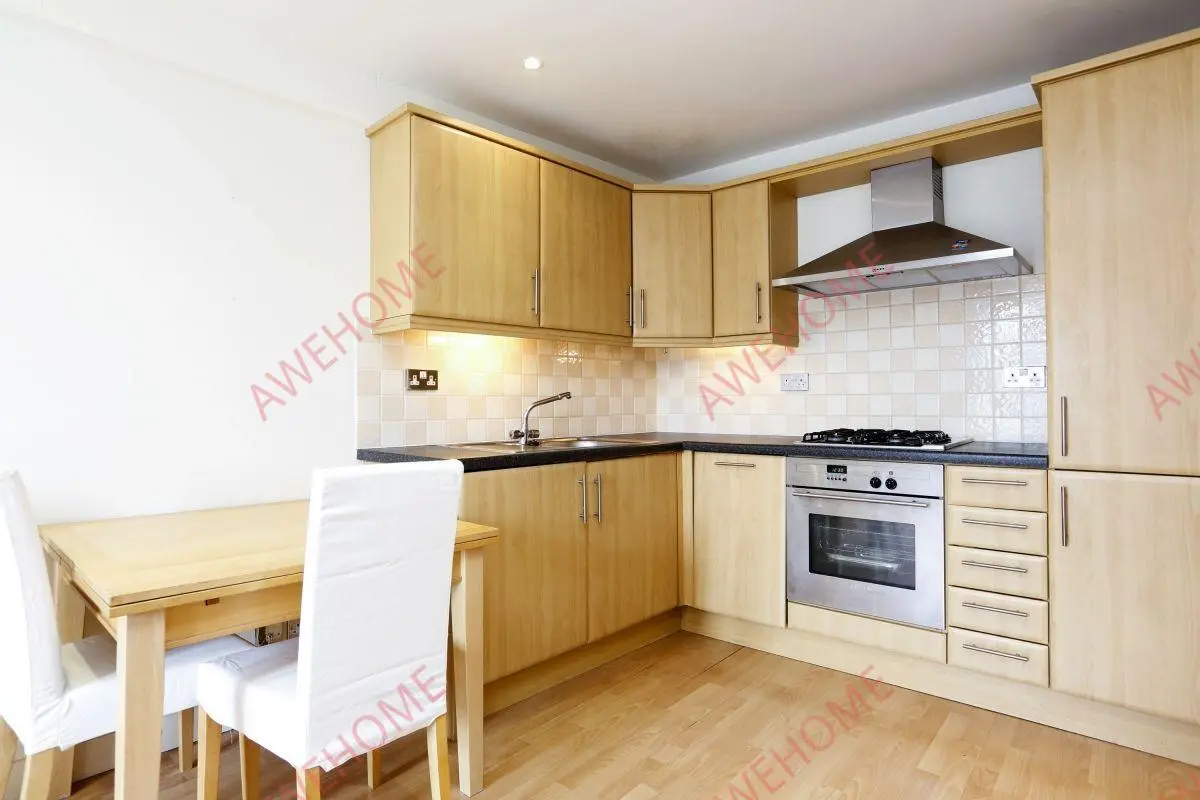 倫敦租房Roehampton High Street SW15 1B