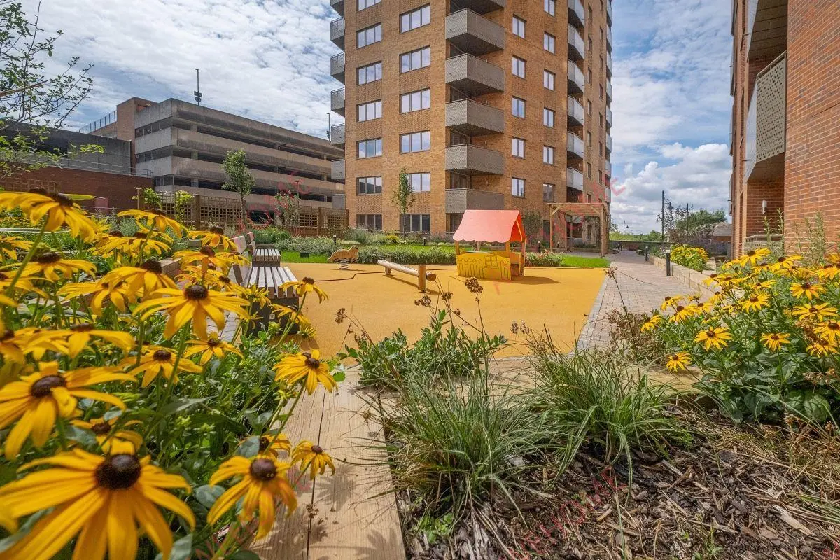 LondonWeekly Rental  Rentals[Weekly Rental ]Elmsleigh Road 1B