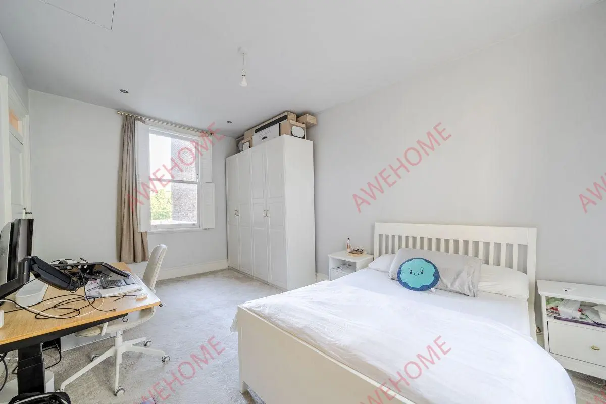 倫敦租房High Street 2B