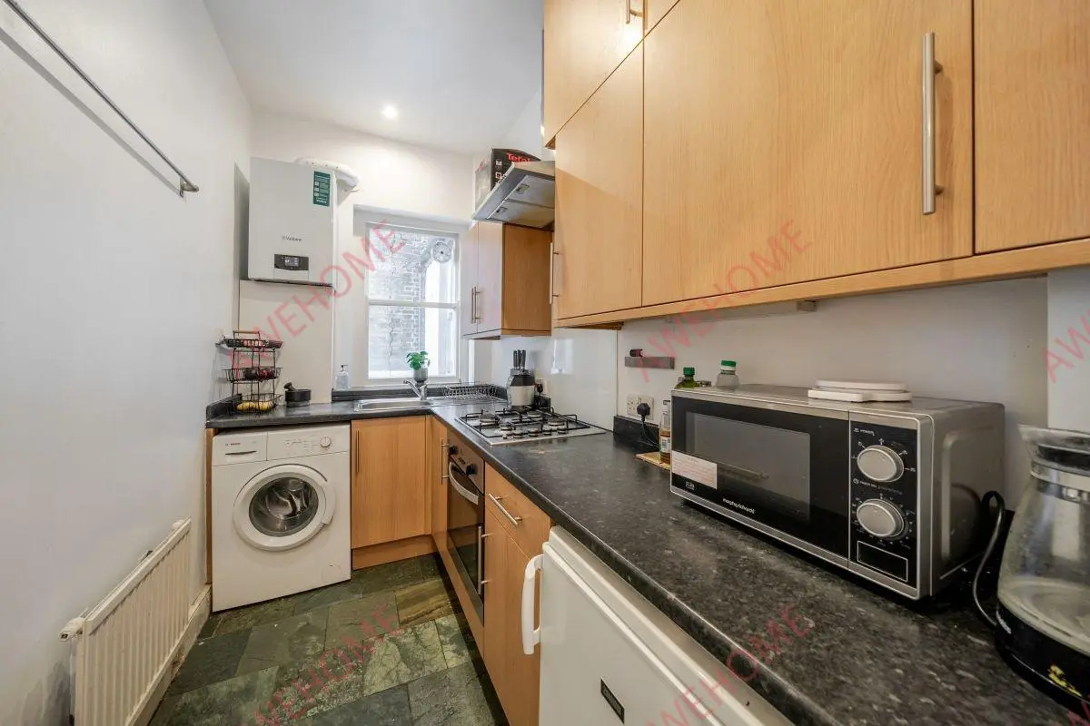 倫敦租房High Street 2B