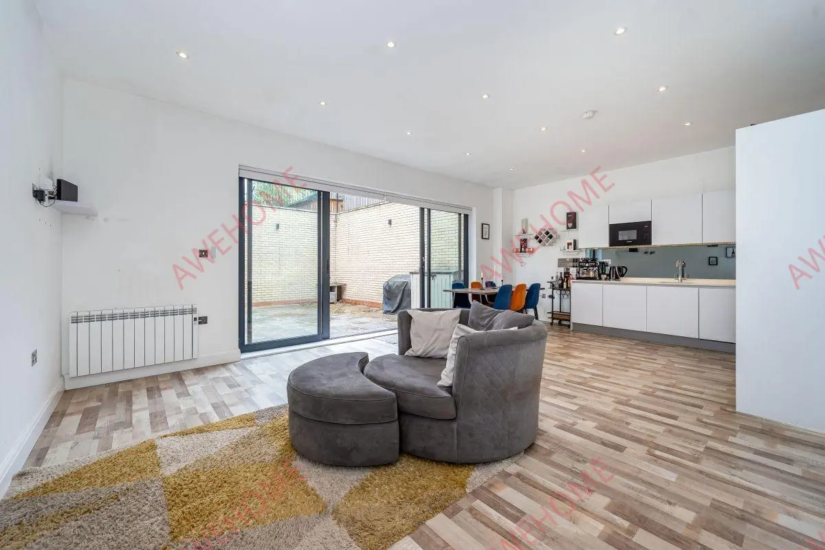 倫敦租房Gunnersbury Avenue 2B