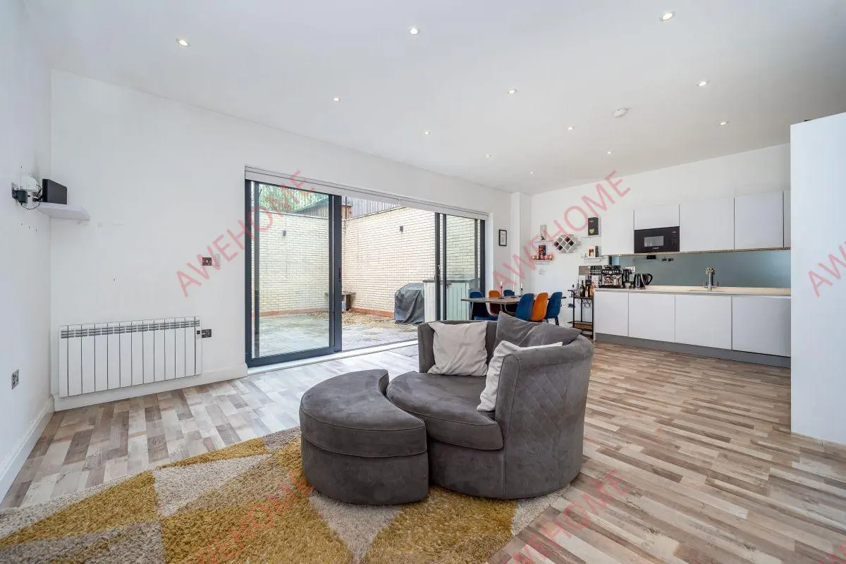 倫敦租房Gunnersbury Avenue 2B