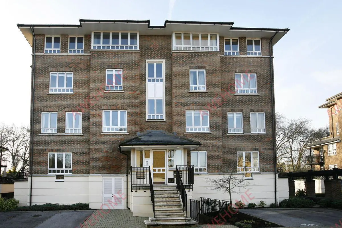 倫敦租房May Bate Avenue 2B