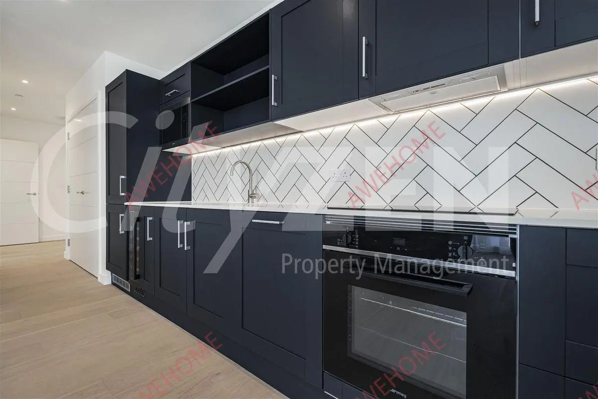 LondonPersonal housing Rentals[Personal housing]Brookline Building 2B