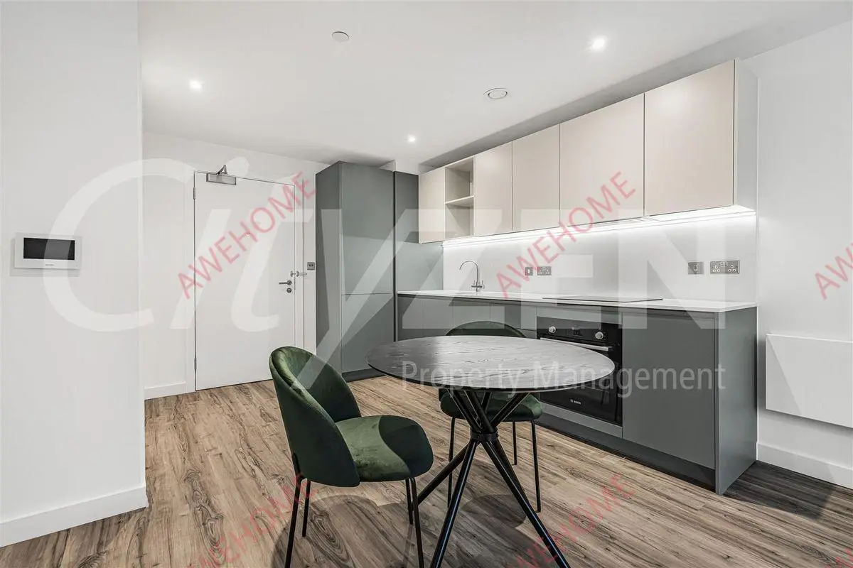 倫敦租房Middlewood Locks 1B