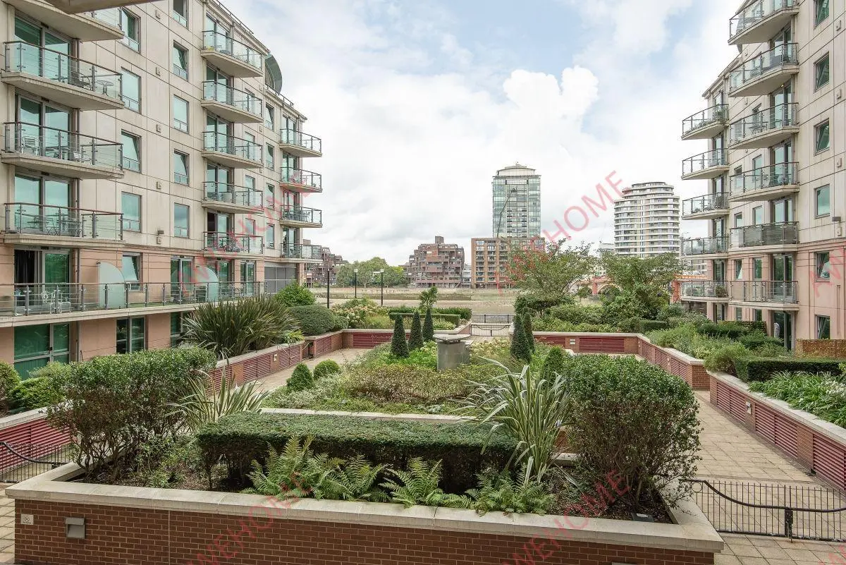 倫敦租房St George Wharf 2B