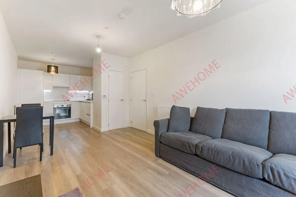 倫敦租房North End Road 1B