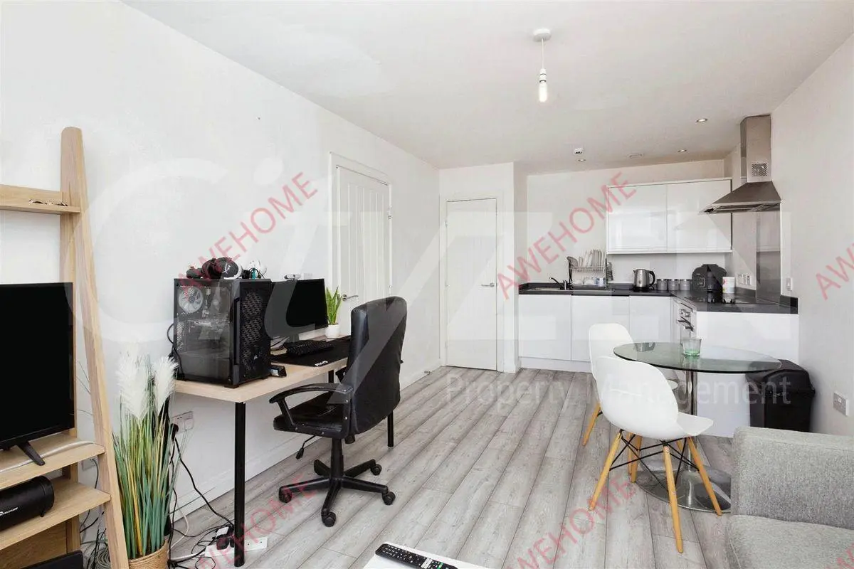 LondonWeekly Rental  Rentals[Weekly Rental ]Grove House 1B