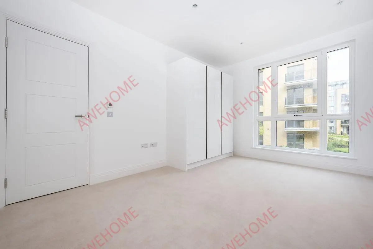 倫敦租房Pinewood Gardens 2B