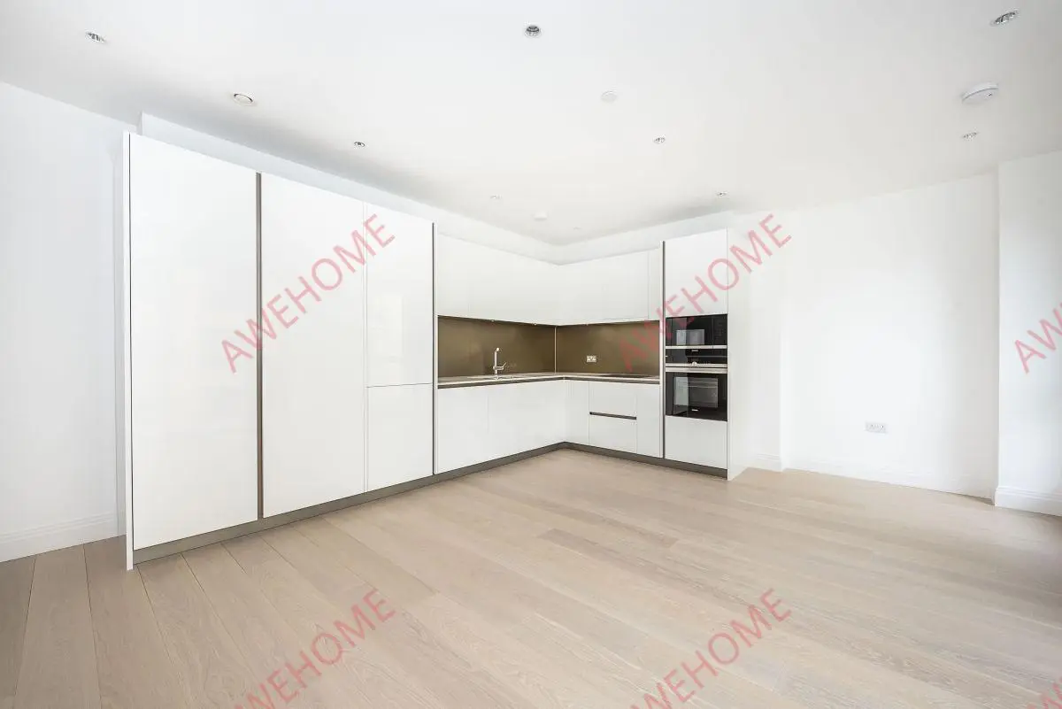 倫敦租房Pinewood Gardens 2B