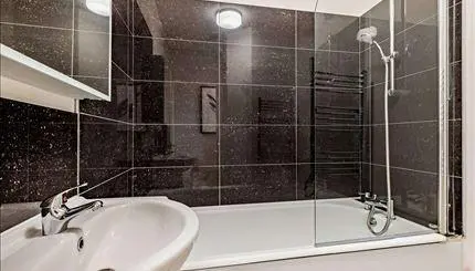 London RentalsFulham Road 2B