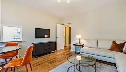 London RentalsFulham Road 2B