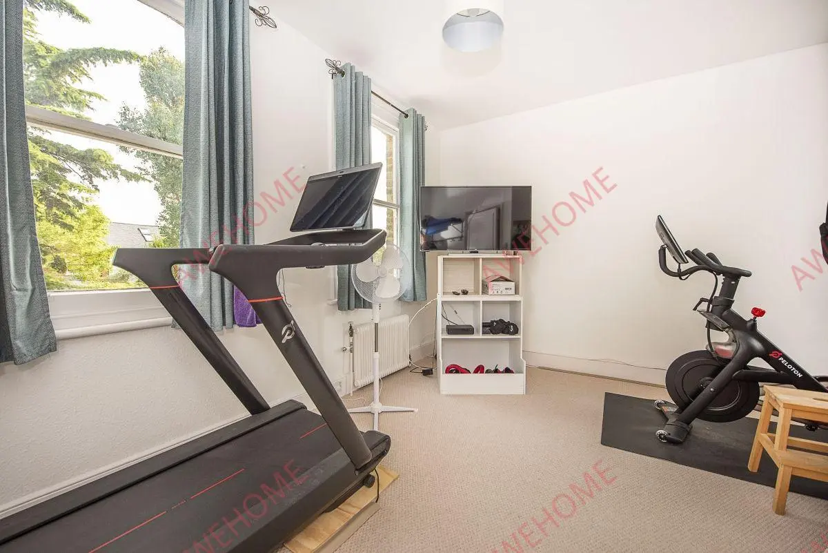 倫敦租房Berkeley Place SW19 6B