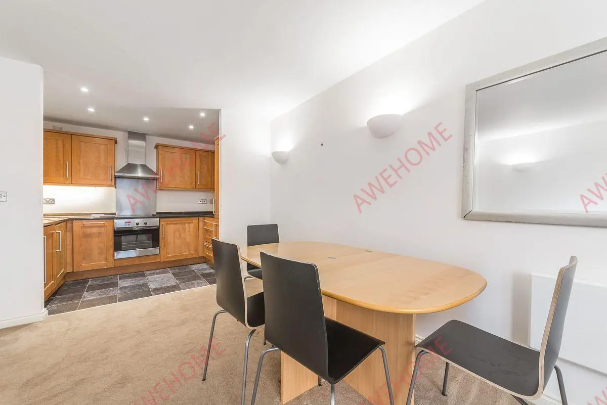 倫敦租房Ratcliffe Court 1B