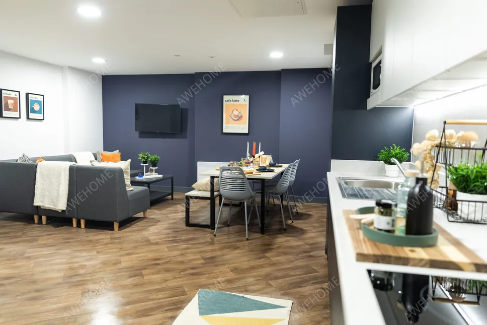 Leeds RentalsTribeka