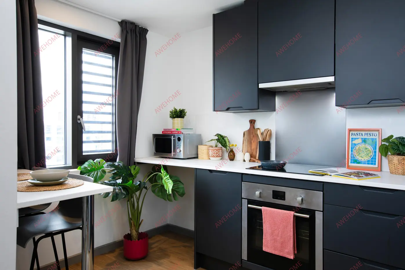 London RentalsHayloft Point