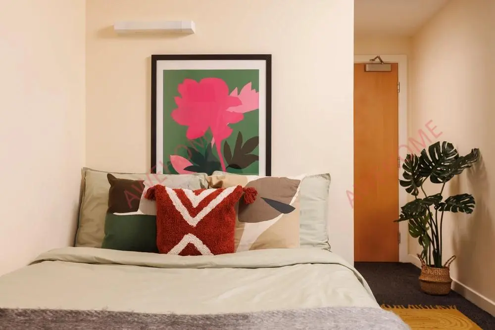 Newcastle upon Tyne RentalsByron Central