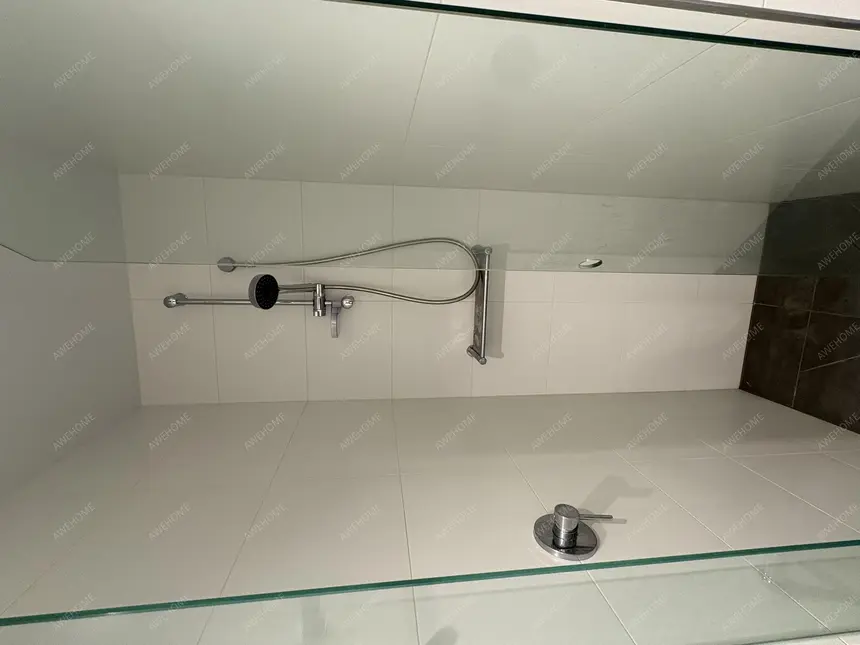 Melboruneshort-term accommodation Rentals[short-term accommodation]Yugo Berkeley Street