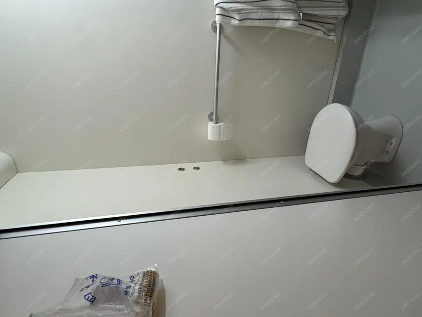 ReadingCelebrities Rentals[Celebrities]Kendrick Hall