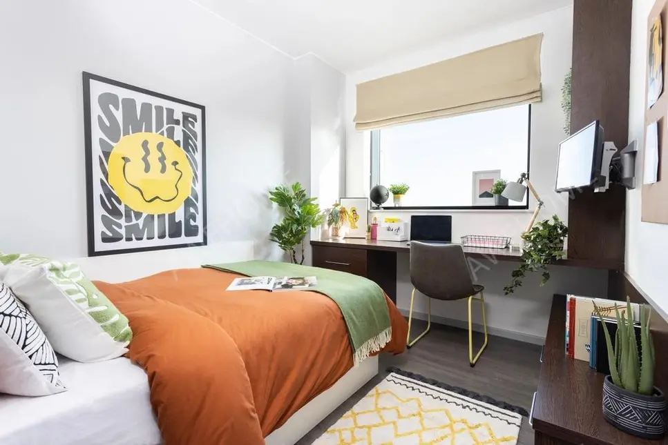 Leedsshort-term accommodation Rentals[short-term accommodation]Sky Plaza