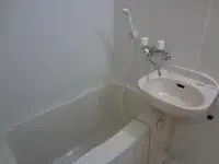 tome RentalsLEONEXT SK