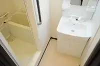 Fukuoka RentalsLEONEXT Shine Court Takamiya