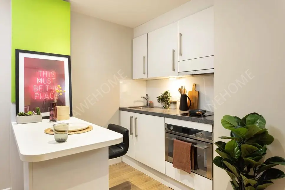 Londonshort-term accommodation Rentals[short-term accommodation]Drapery Place