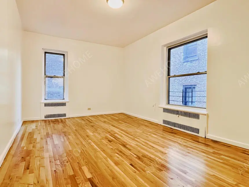 NewYork Rentals216 West 102nd Street