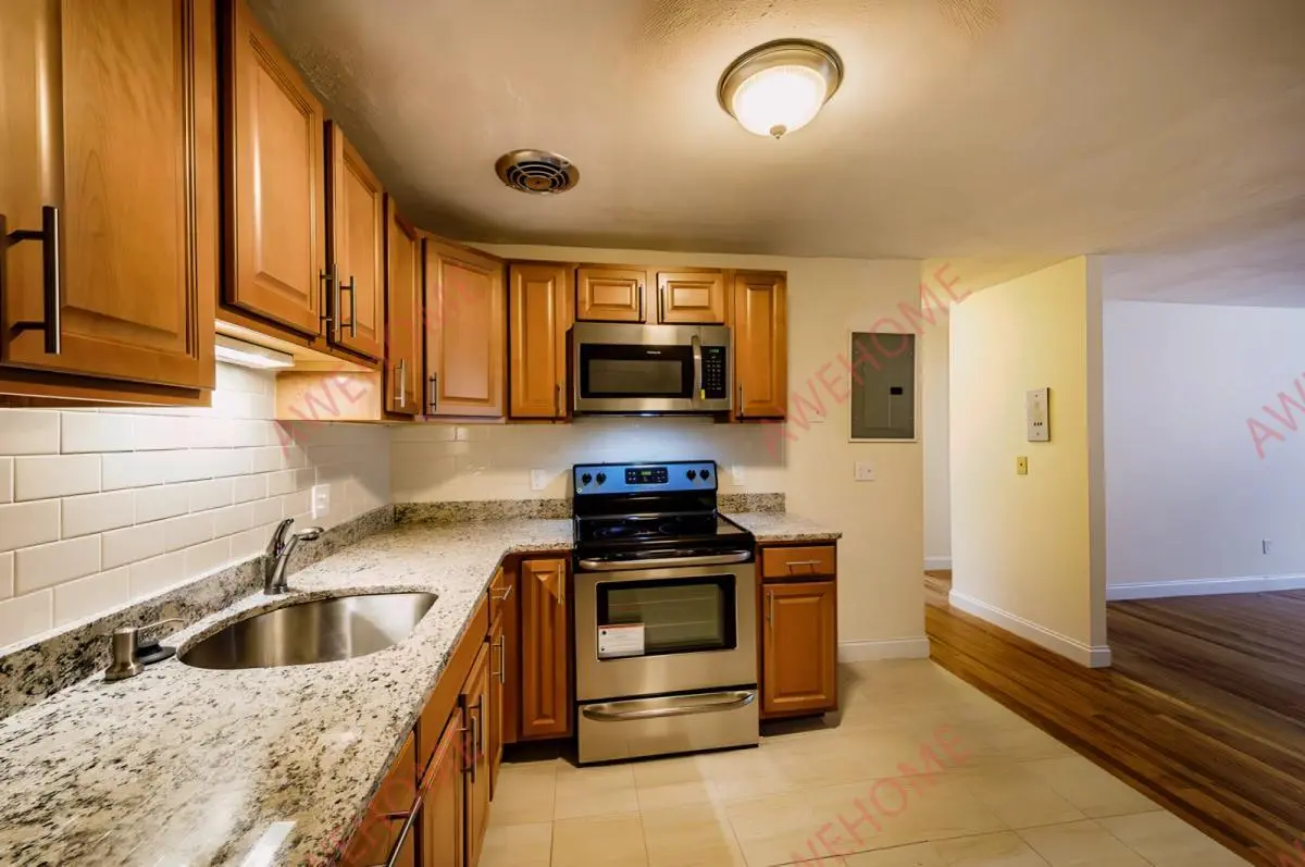 波士顿短租公寓租房[短租公寓]222-230 Babcock Street