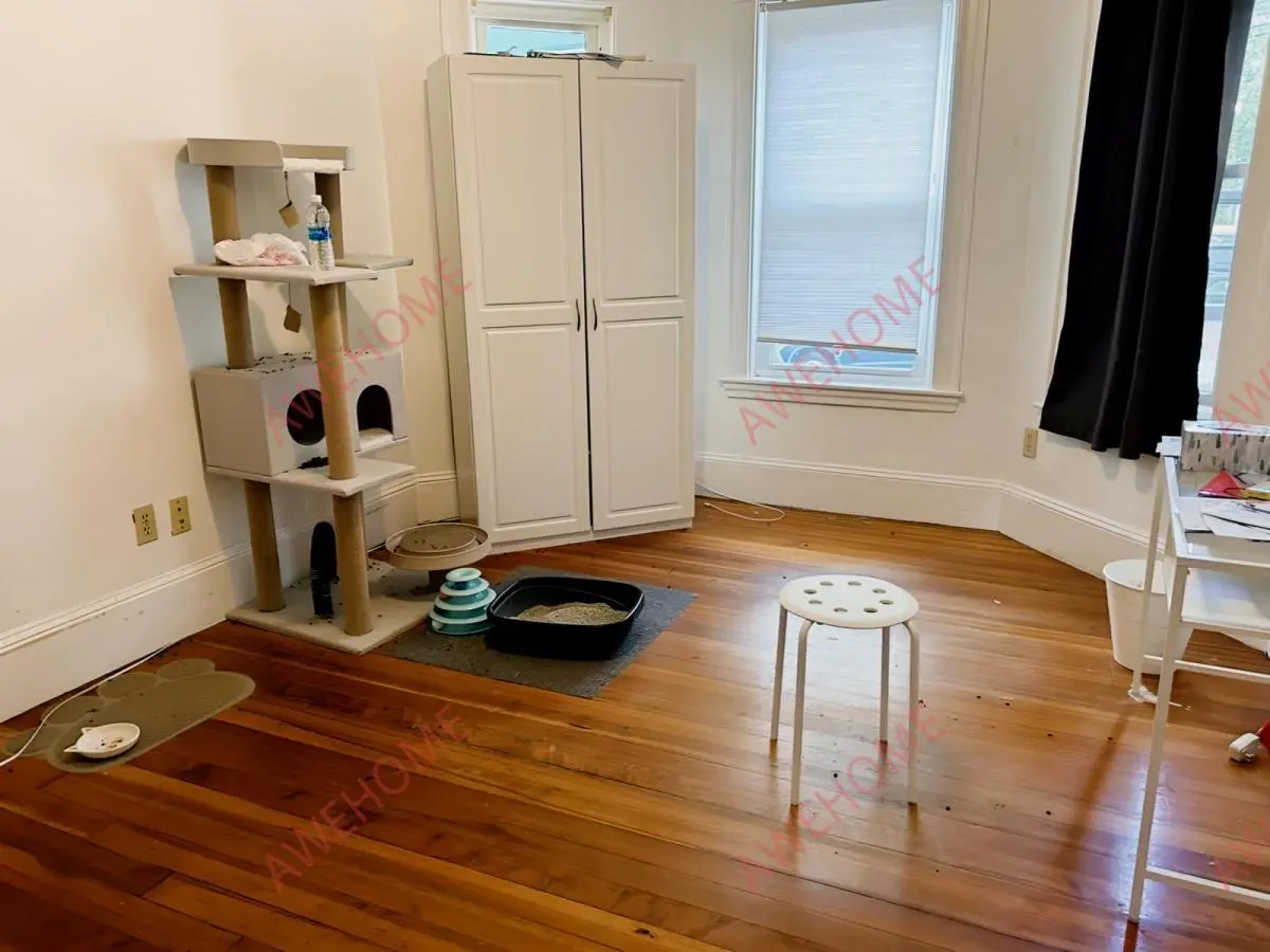 BostonWeekly Rental  Rentals[Weekly Rental ]82 Conwell Ave.