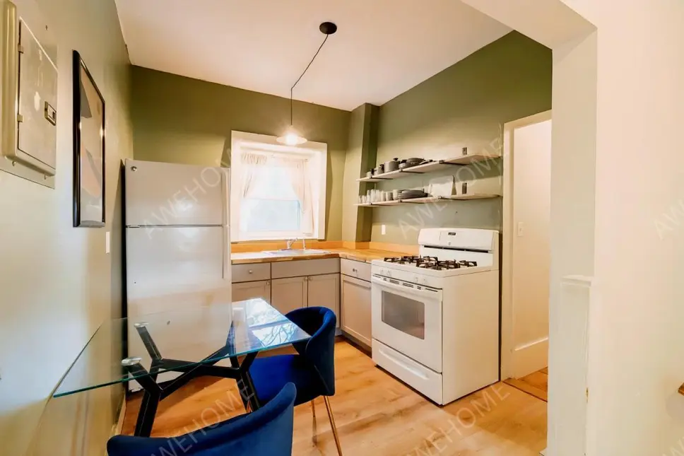 Boston RentalsAllston 1741