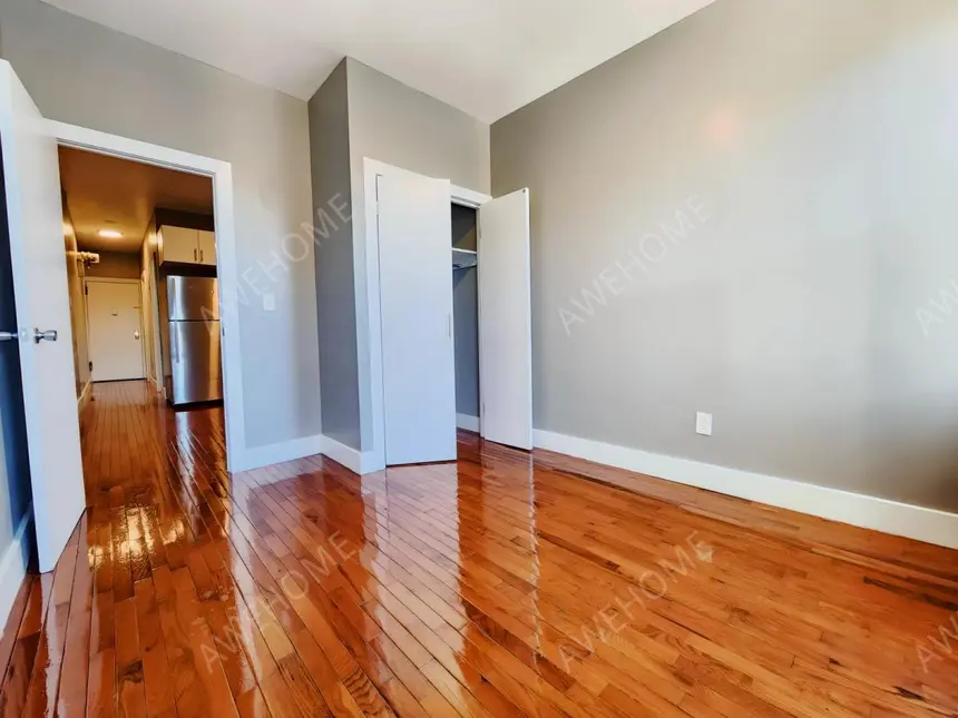 NewYork Rentals22 Saint Nicholas Pl