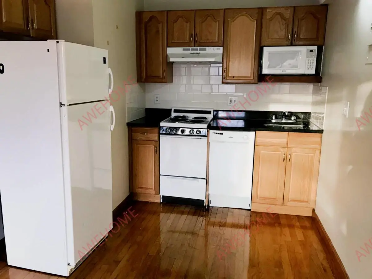 BostonWeekly Rental  Rentals[Weekly Rental ]1110 Commonwealth Ave