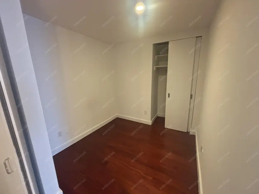 NewYorkshort-term accommodation Rentals[short-term accommodation]Silver Towers