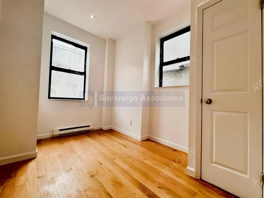 NewYork Rentals342 Manhattan Avenue