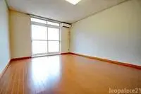 hitaSingle Apartment Rentals[Single Apartment]leopalace Wakamiya