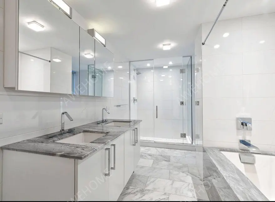 NewYorkWeekly Rental  Rentals[Weekly Rental ]The Paris New York