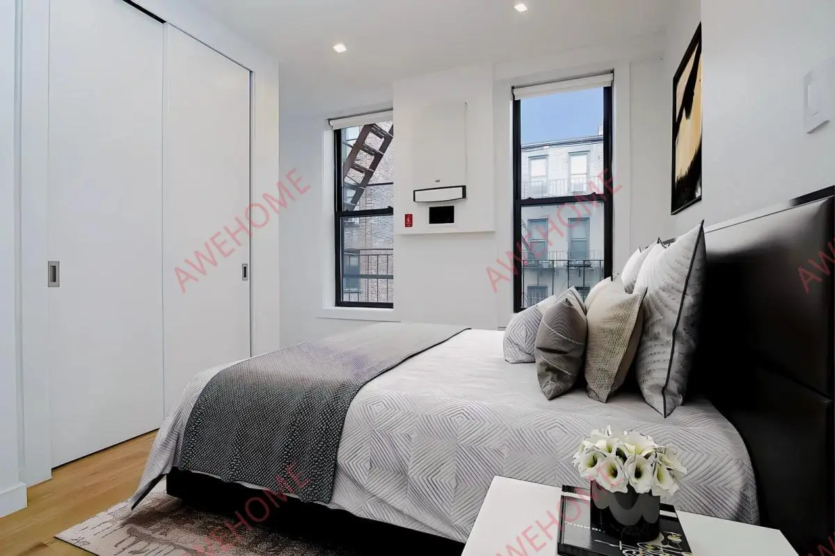 NewYork Rentals137 Thompson Street