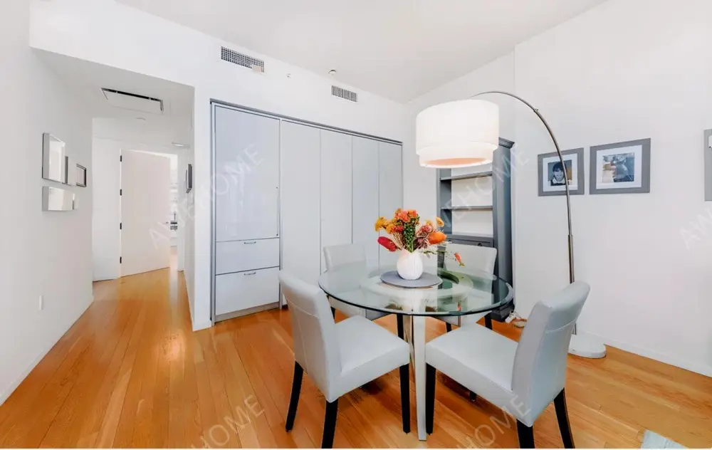 NewYork RentalsThe Centria