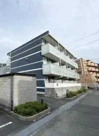 Ikedashort-term accommodation Rentals[short-term accommodation]LEONEXT Mon Blue Kibe