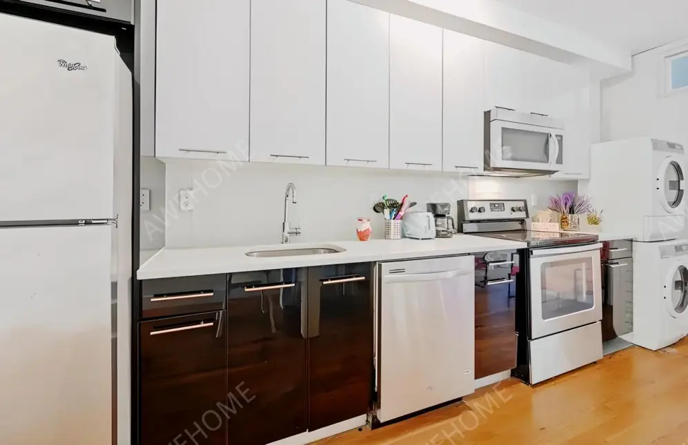 NewYorkshort-term accommodation Rentals[short-term accommodation]Lorimer Williamsburg Home