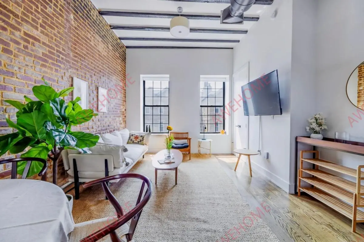 NewYork RentalsThe Clark House