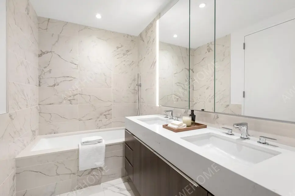 NewYork RentalsWaterline Square