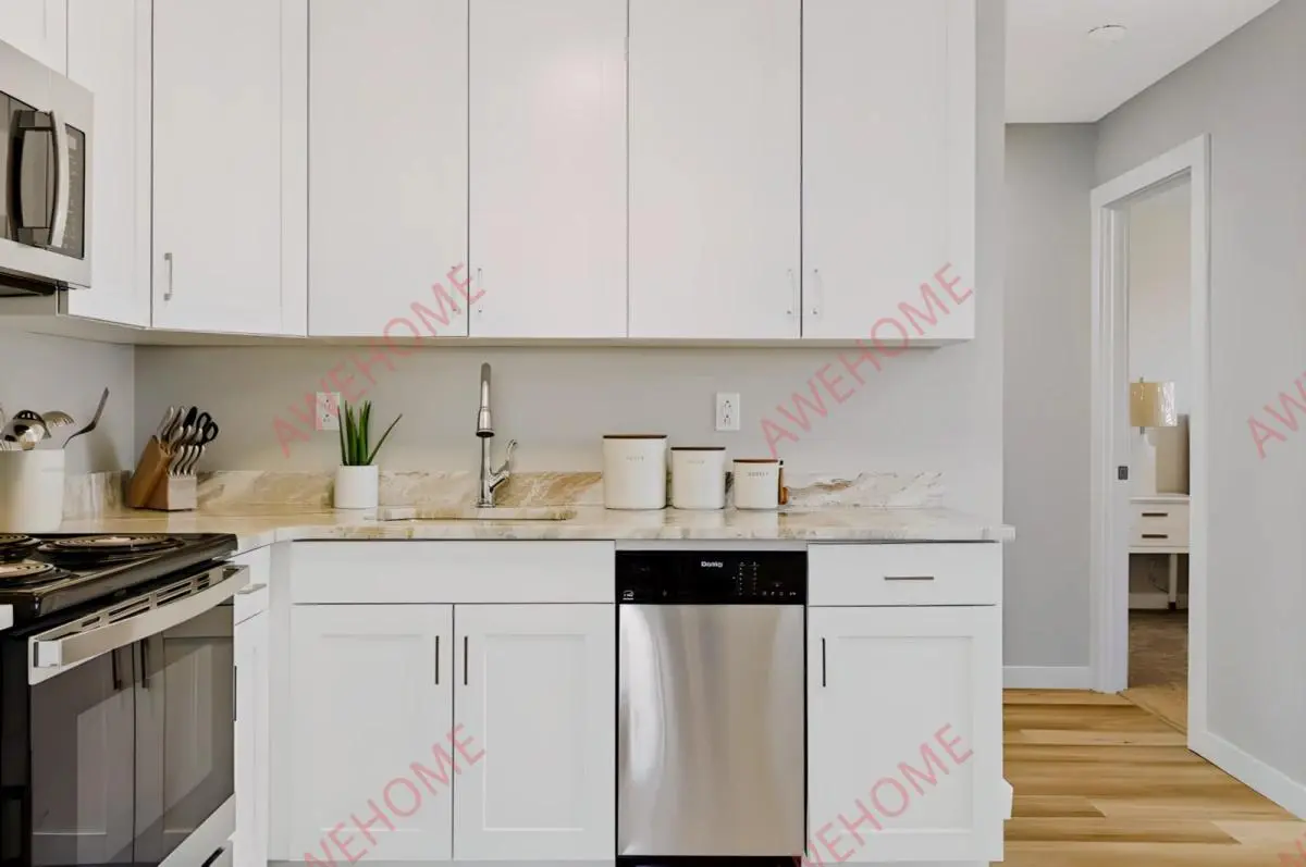 NewYork RentalsRenaissance Hill