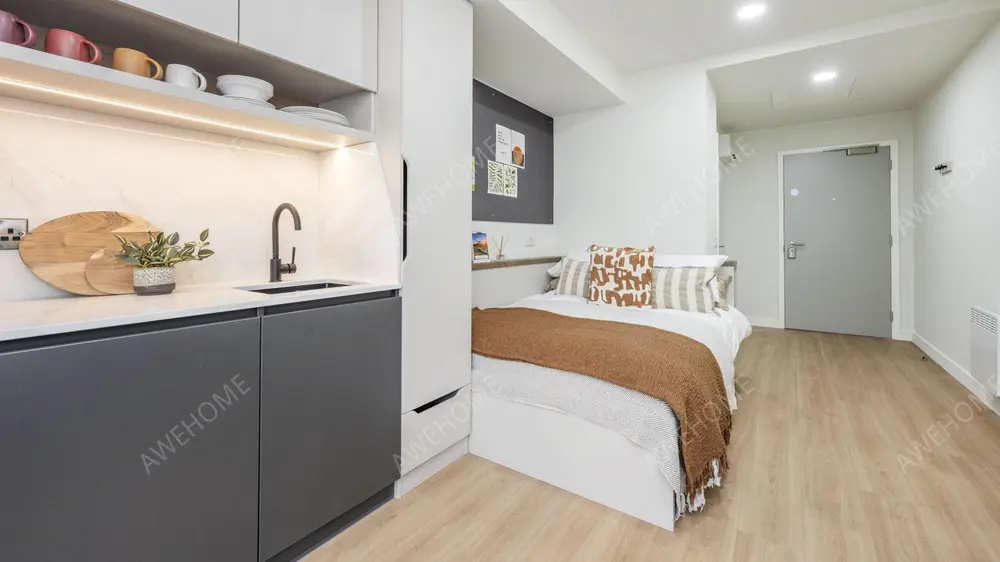 Glasgow RentalsBroadway Studios