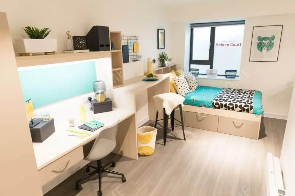 Brighton RentalsHolden Court