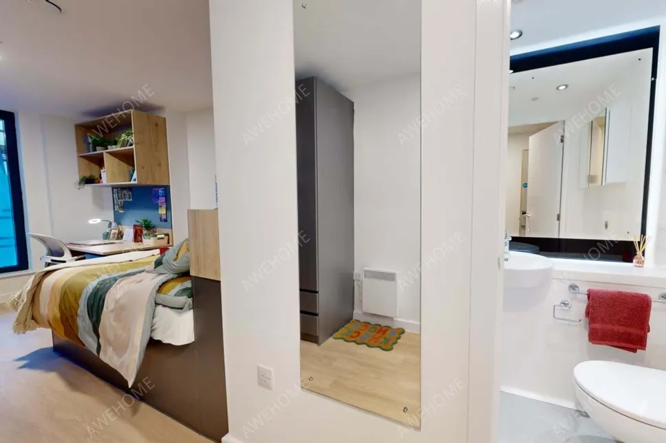 NottinghamBNB Rentals[BNB]Fabric